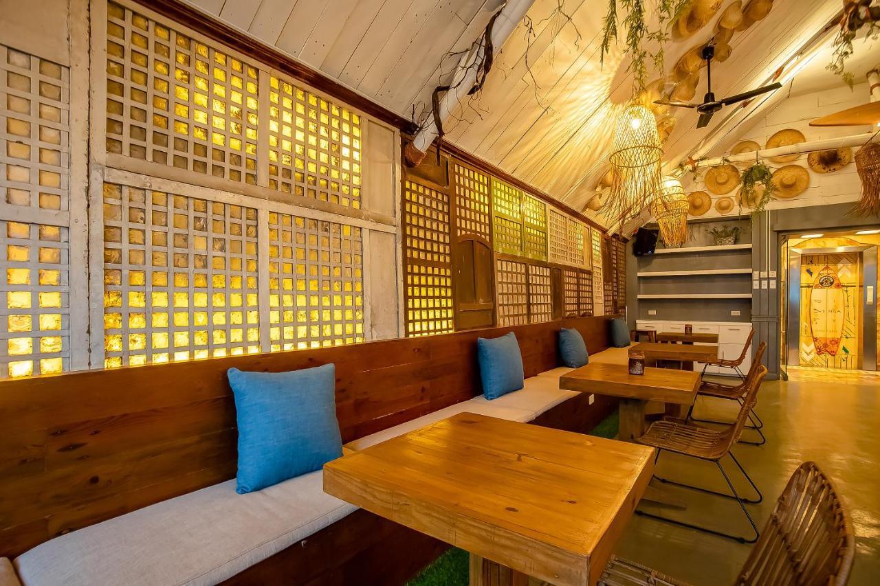 Oyo 821 Connector Hostel Makati City Bagian luar foto